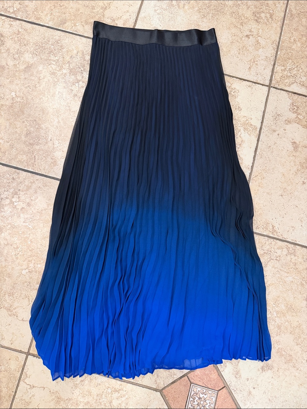 Express Ombre Pleated Maxi Skirt in Navy and Royal Blue